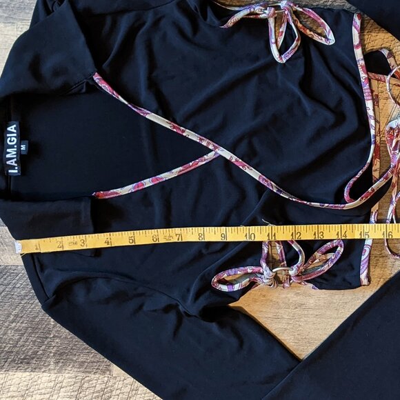 I.AM.GIA Renalee Wrap Crop Top Black Medium Cut-Out Side Flowers - Picture 5 of 7